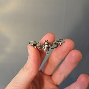 Vintage Sterling Silver Bee Brooch Pin